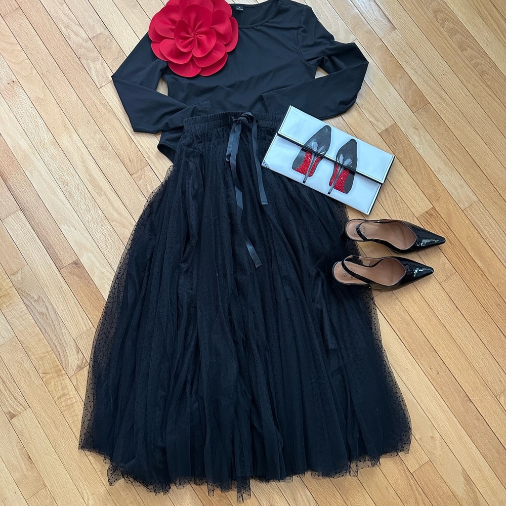 Elegant Black Tulle Skirt